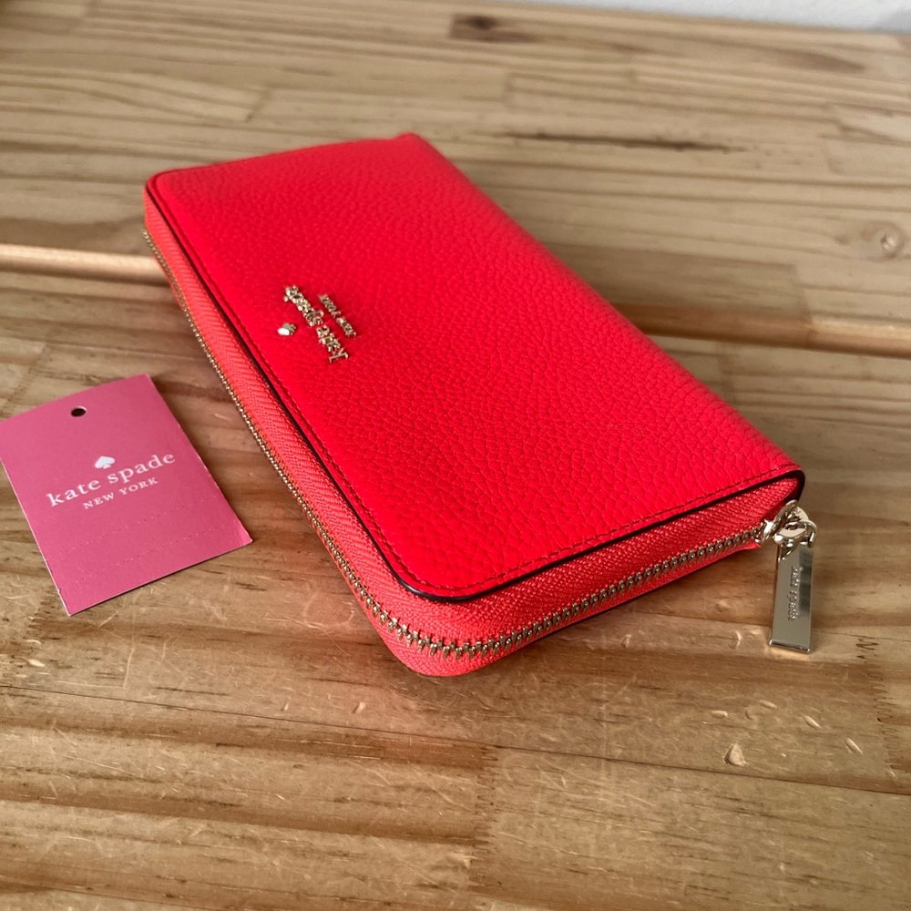Kate Spade Leila large continental wallet🎈🎈